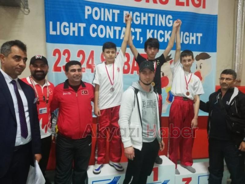 Akyazı Kickboks Spor Kulübü Derneğinden Büyük Başarı
