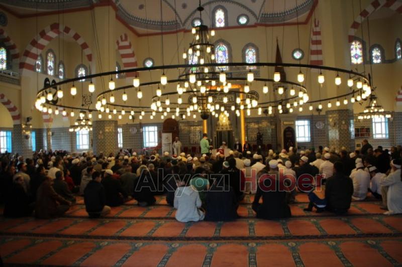 Akyazı Kıraat Eğitim Derneği Hafızlık İcazet Merasimi Gerçekleşti