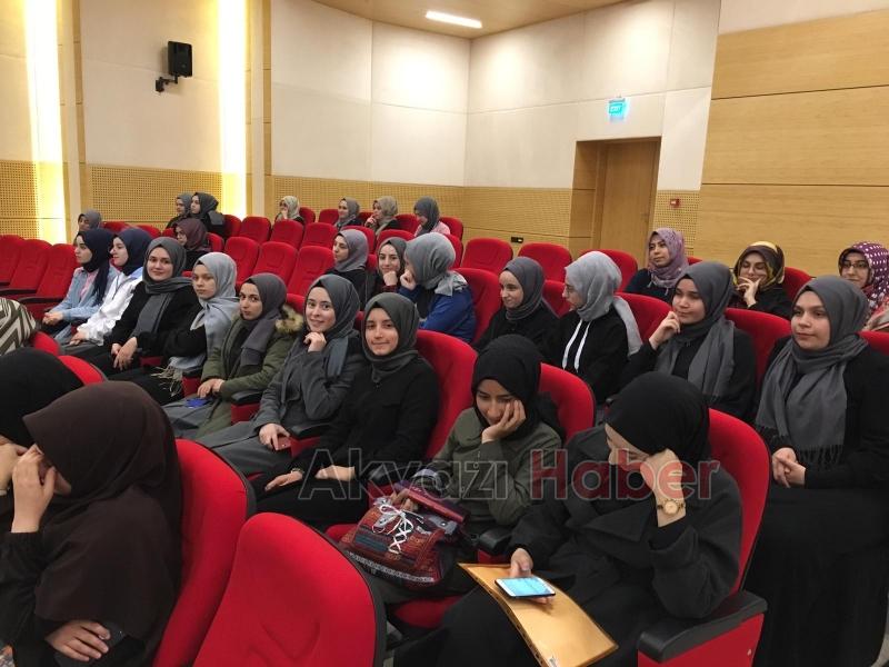 Akyazı Kız Anadolu İmam Hatip Lisesi öğrencileri SAÜ ye konuk oldu