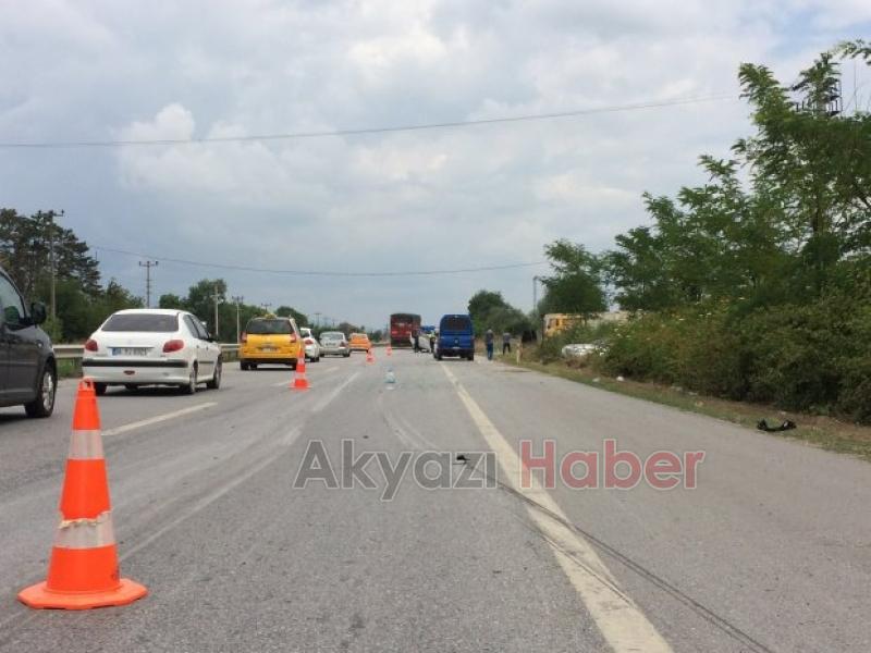 Akyazı Kızılcıkormanköy Mevkiinde trafik kazası