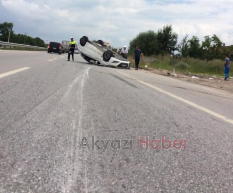 Akyazı Kızılcıkormanköy Mevkiinde trafik kazası