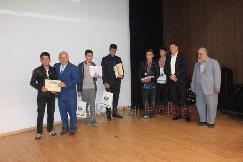 Akyazı Liseler Arası Kuranı Kerim Okuma Yarışması Yapıldı