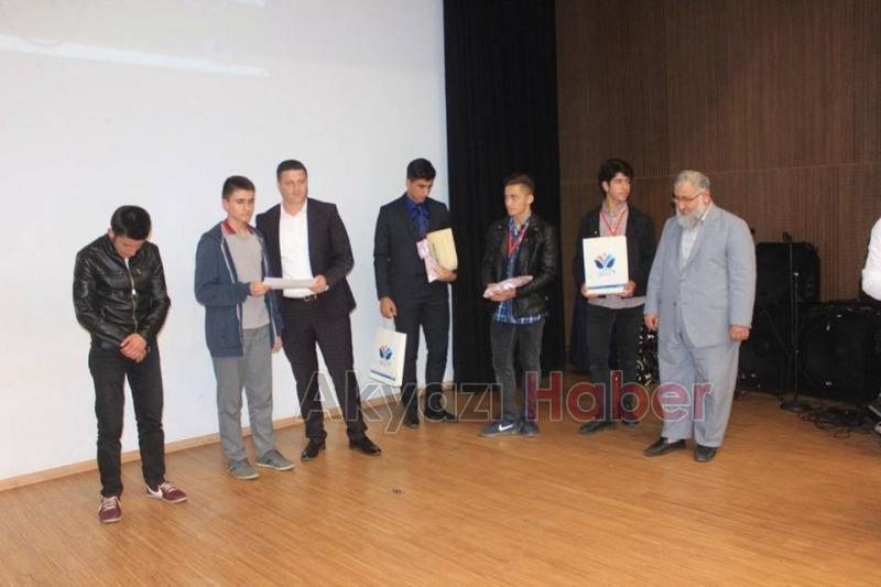 Akyazı Liseler Arası Kuranı Kerim Okuma Yarışması Yapıldı