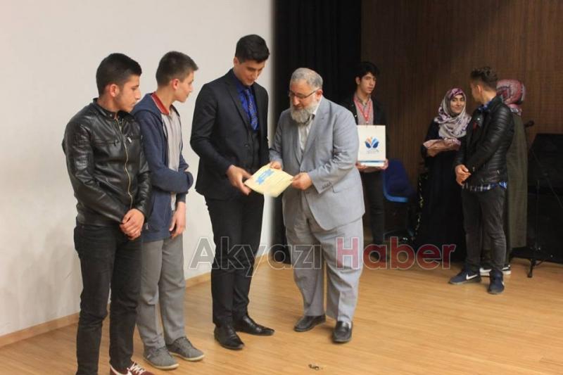 Akyazı Liseler Arası Kuranı Kerim Okuma Yarışması Yapıldı