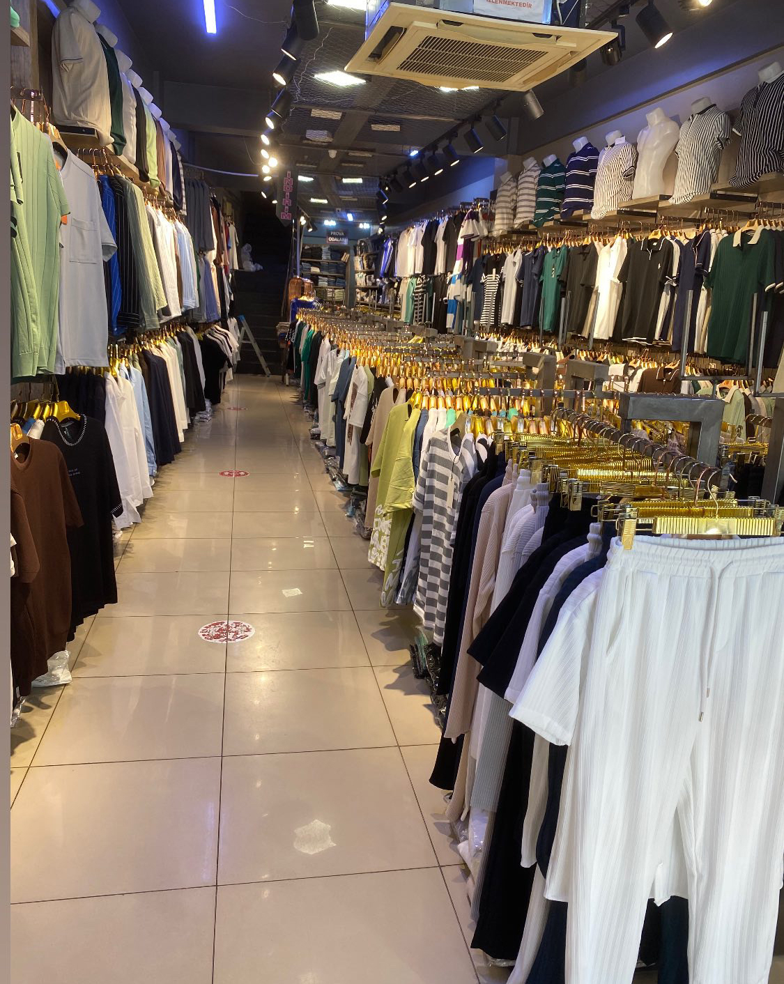 Akyazı Marka Store'da Sezon Sonu Şok İndirimler Başladı!