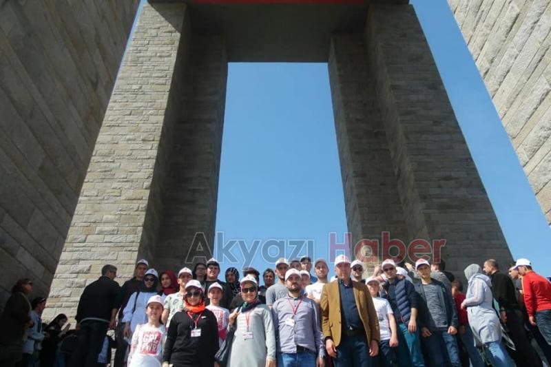 Akyazı MBDD’den Çanakkale Şehitliğine Ziyaret