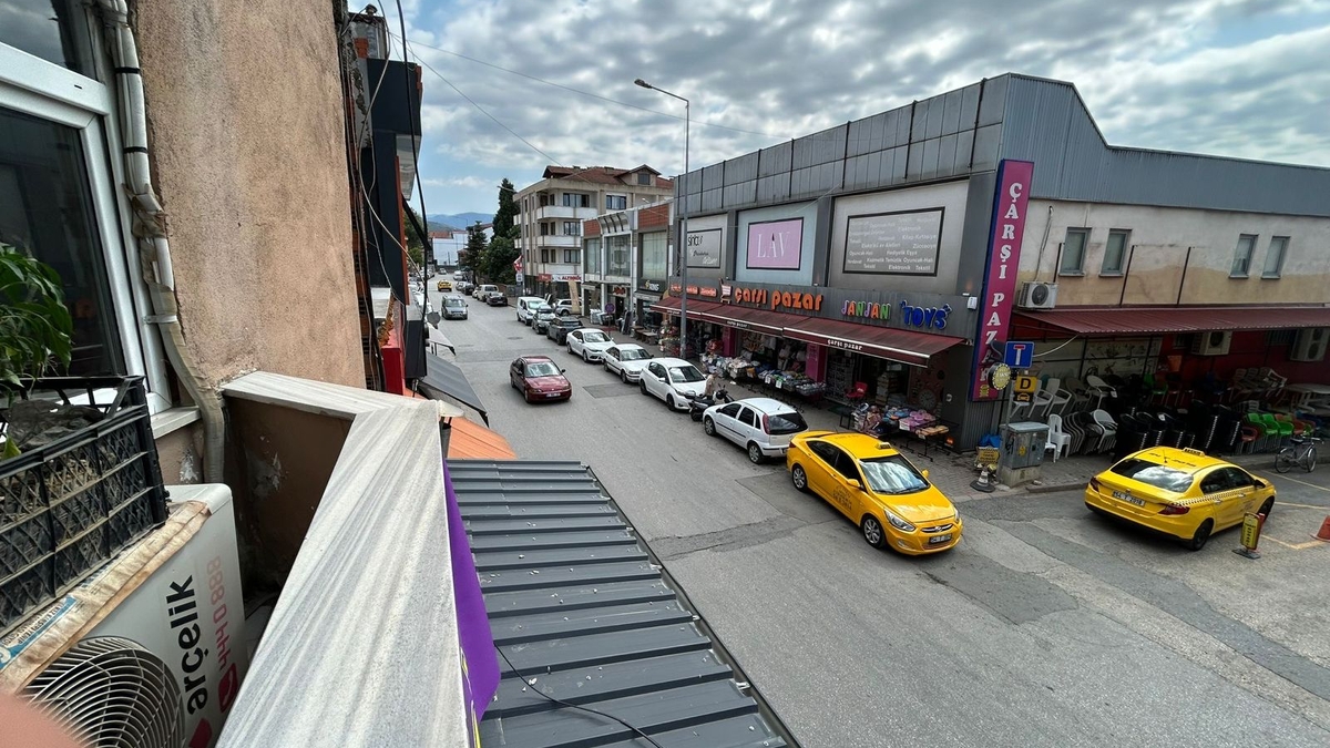 Akyazı Merkezde satılık dükkan