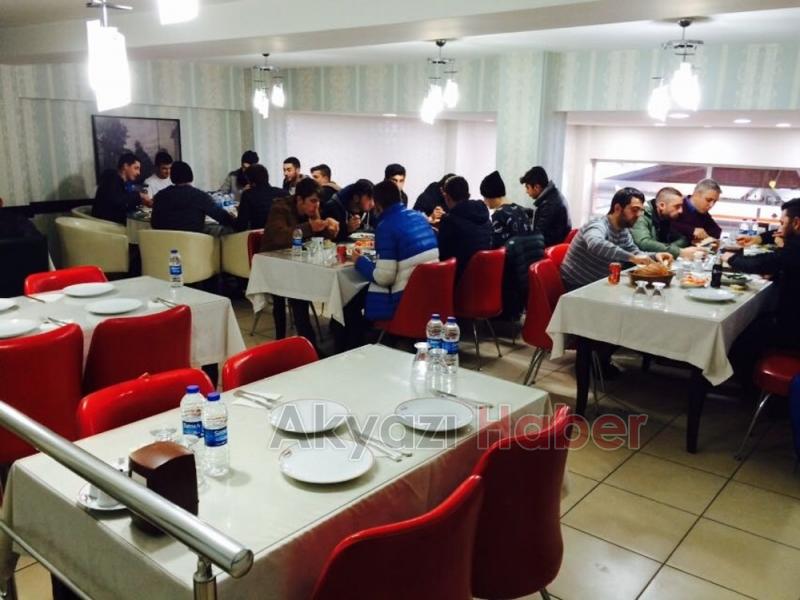 Akyazı Mesleki ve Teknik Anadolu Lisesi Galibiyetle Döndü