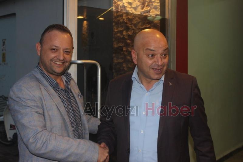 AKYAZI MHP İLÇE TEŞKİLATI İFTAR YEMEĞİNDE BULUŞTU