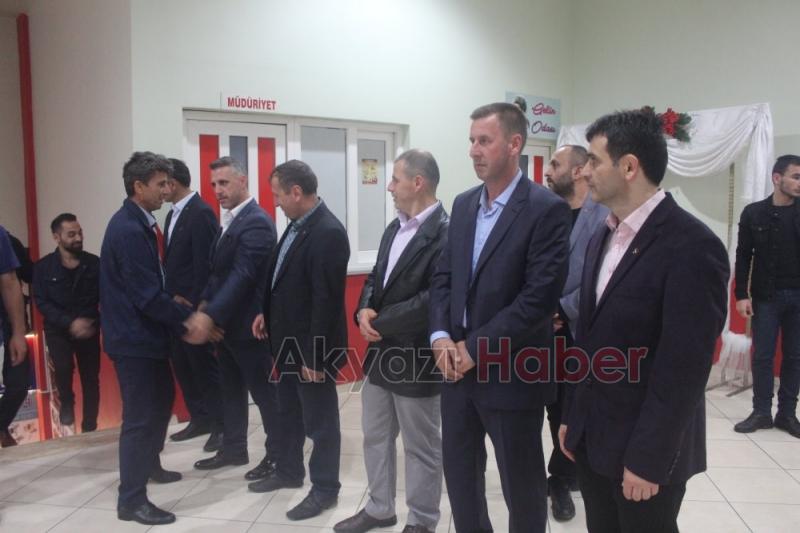 AKYAZI MHP İLÇE TEŞKİLATI İFTAR YEMEĞİNDE BULUŞTU