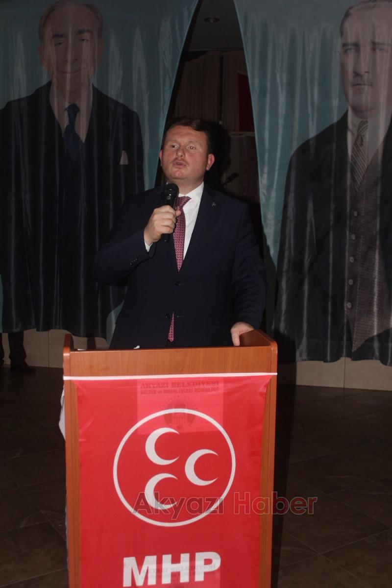 AKYAZI MHP İLÇE TEŞKİLATI İFTAR YEMEĞİNDE BULUŞTU