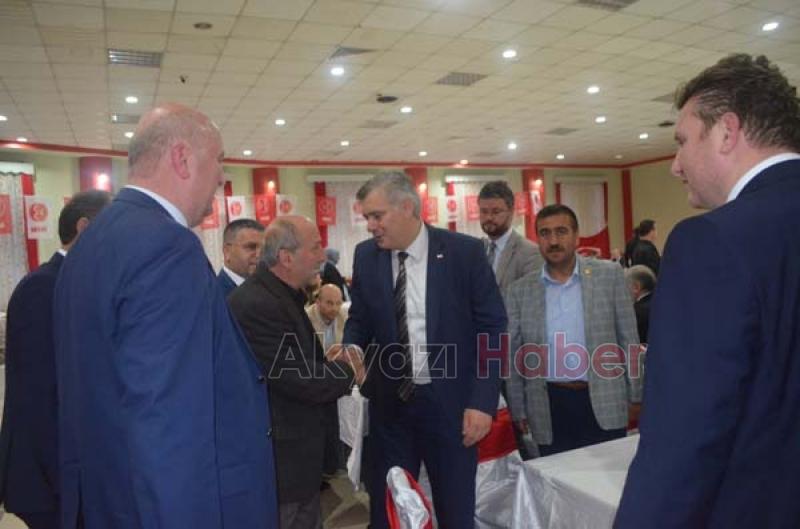 AKYAZI MHP İLÇE TEŞKİLATI İFTAR YEMEĞİNDE BULUŞTU
