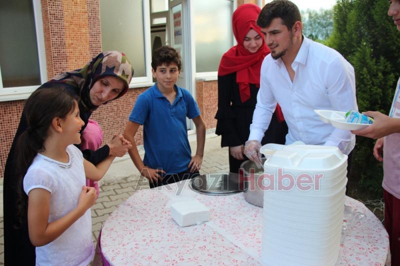 Akyazı Miraç Cami tarafından şehitler için Kuran okutuldu