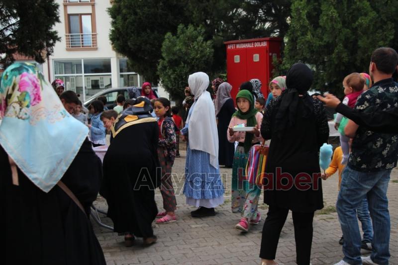 Akyazı Miraç Cami tarafından şehitler için Kuran okutuldu