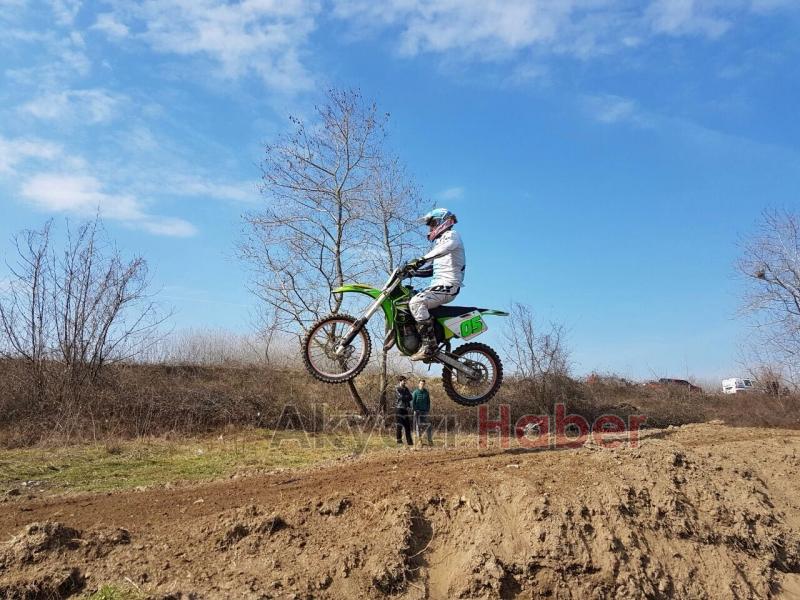 Akyazı Motor Severlerden Akcan a Ziyaret