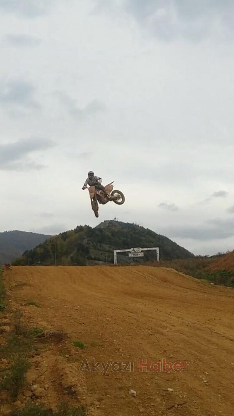 Akyazı Motor Severlerden Akcan a Ziyaret