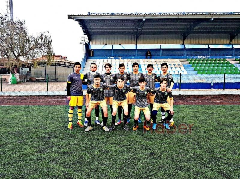 Akyazı MTA Lisesi Şampiyonluğa Yürüyor