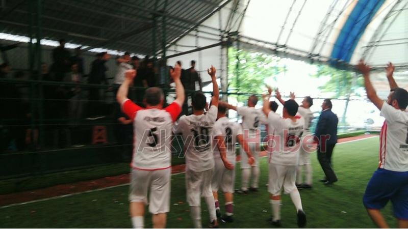 Akyazı Müftülüğü Futbol Takımı 2 nci Şampiyonluğuna Ulaştı