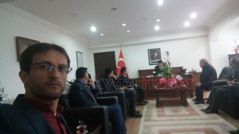 Akyazı Muhtar Derneğinden Kaymakam Kalaylıya Ziyaret