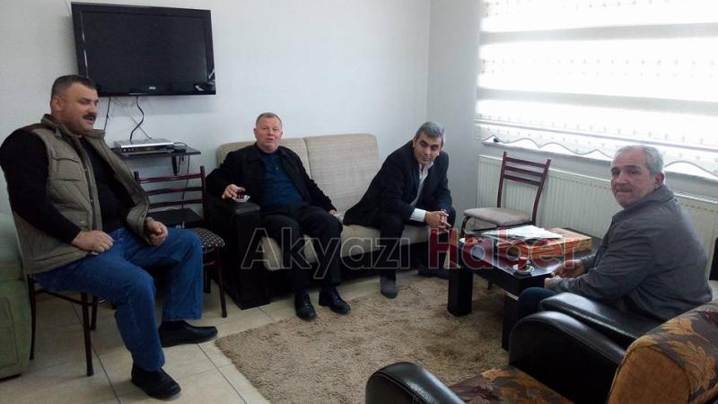 Akyazı Muhtarlar Derneği Yeni Dernek Binasında İlk Toplantısını Yaptı