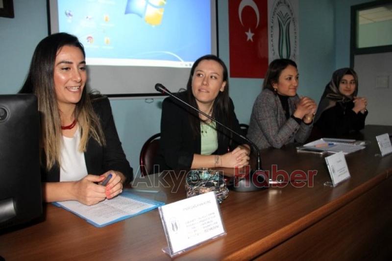 Akyazı MYO da iş hayatı ve kadın semineri gerçekleşti