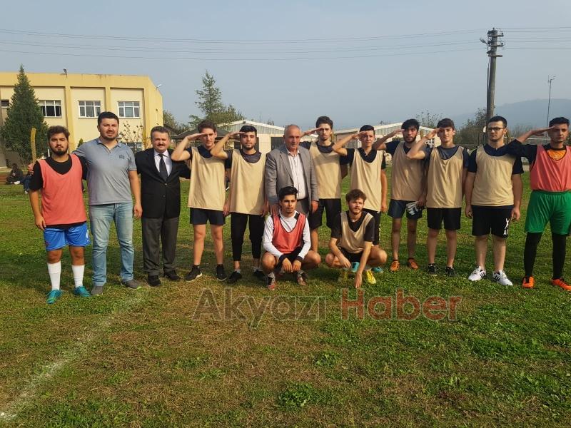 AKYAZI MYO ŞEHİDİNİ UNUTMADI 