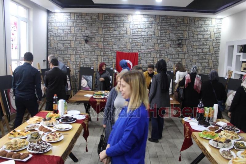 AKYAZI NİLÜFER HATUN MTALDE SANATIN GENÇ YÜZLERİ SERGİSİ