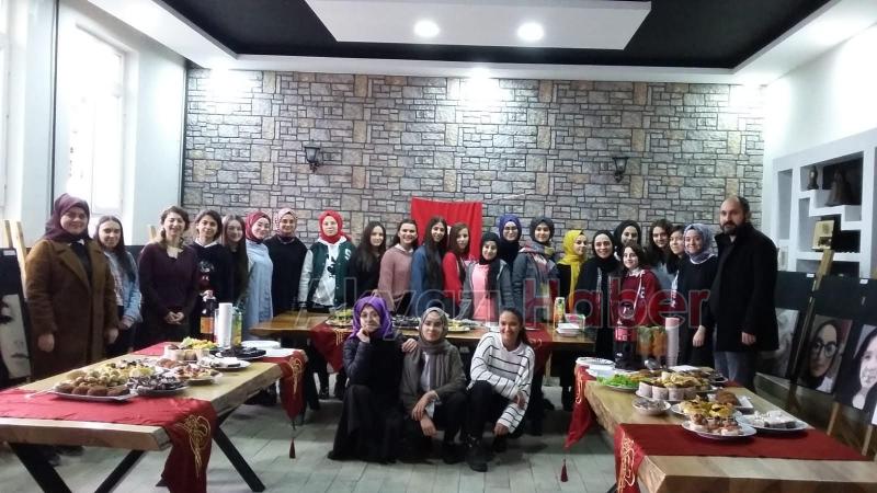 AKYAZI NİLÜFER HATUN MTALDE SANATIN GENÇ YÜZLERİ SERGİSİ