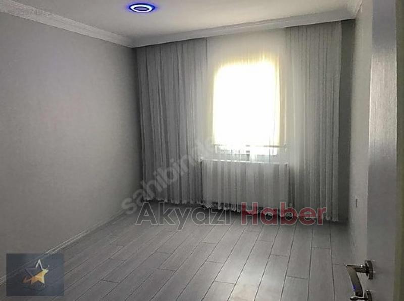 Akyazı nın gözde yerinde satılık bina