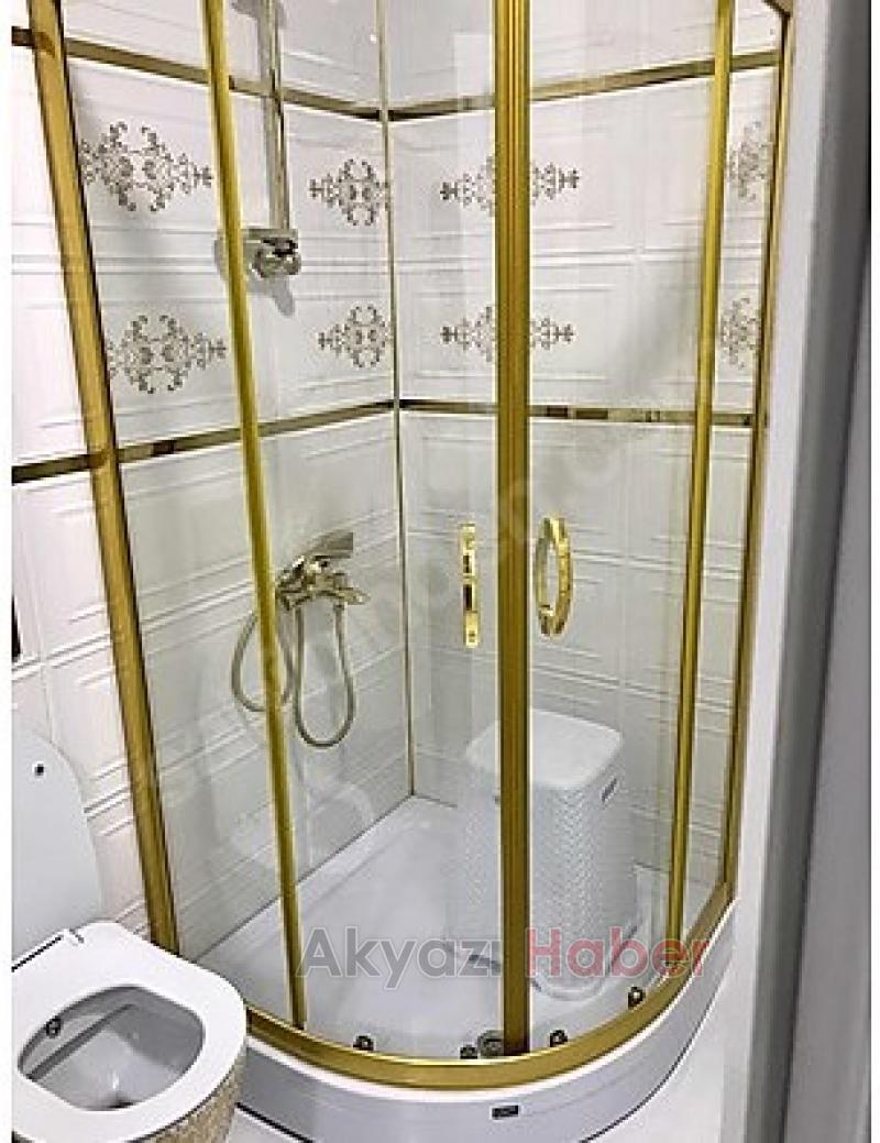 Akyazı nın gözde yerinde satılık bina