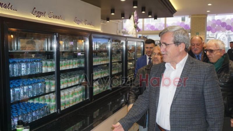 Akyazı'nın yeni lezzet adresi Ala Lokantası törenle hizmete açıldı