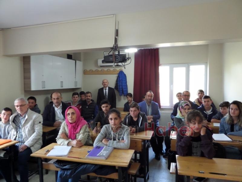 AKYAZI ODA BAŞKANLARINDAN MESLEKİ EĞİTİM MERKEZİNE ZİYARET