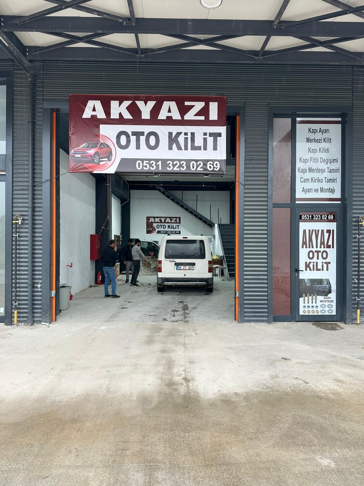 Akyazı Oto Kilit – Kapı, Kilit, Cam Kriko ve Otomatik Kapı Tamiri, Hızlı ve Garantili Servis