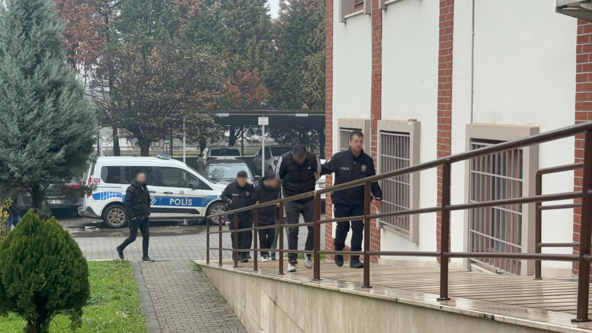 Akyazı polisinden uyuşturucu operasyonu