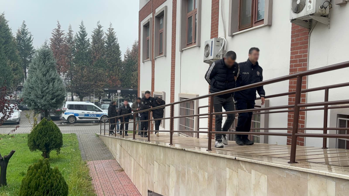 Akyazı polisinden uyuşturucu operasyonu