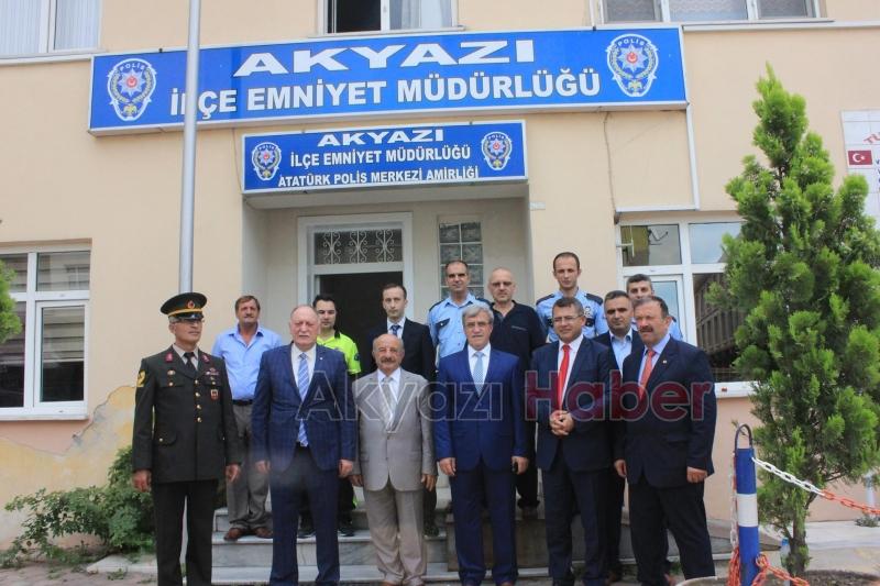 Akyazı Protokolü Bayramlaştı