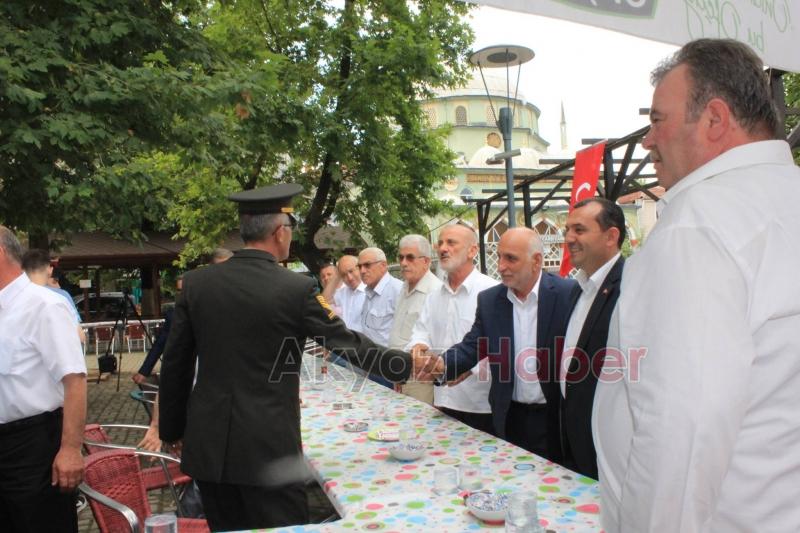 Akyazı Protokolü Bayramlaştı