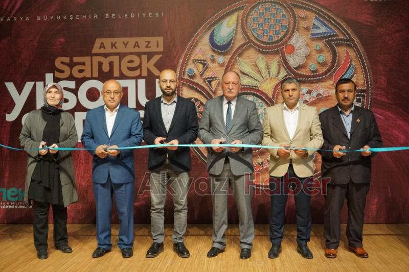 Akyazı SAMEKte yılsonu sergi gerçekleştirildi