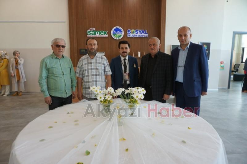 Akyazı SAMEKte yılsonu sergi gerçekleştirildi