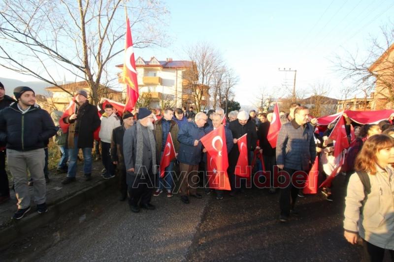 AKYAZI SARIKAMIŞ ŞEHİTLERİ ANISINA AKSARTEPE ZİRVESİNE YÜRÜDÜ