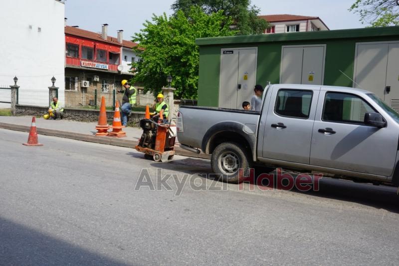 Akyazı Sedaş Ekipleri Yeraltı Kazı Çalışması Başlattı
