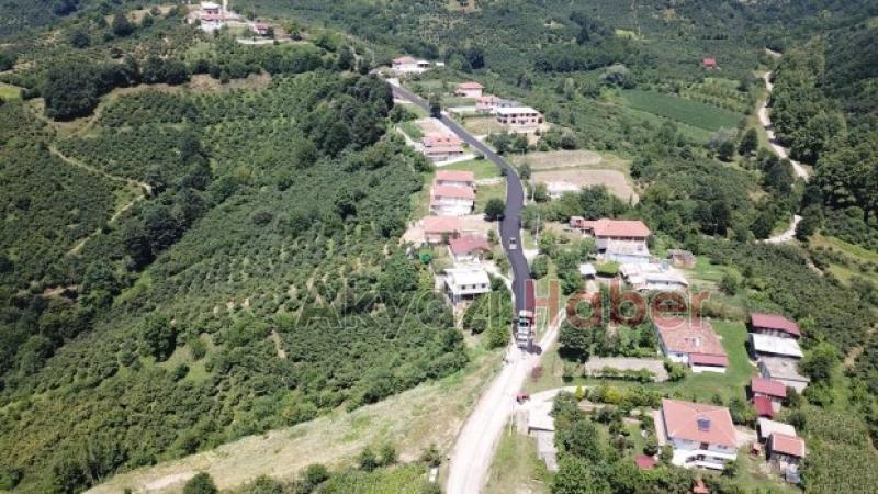 Akyazı Şerefiyede yollar daha güzel