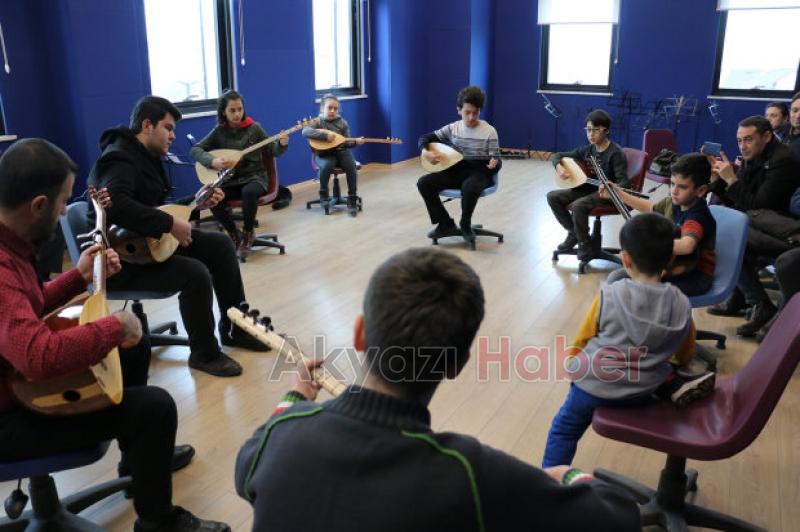 Akyazı SGM de eğitimler değerlendirildi 