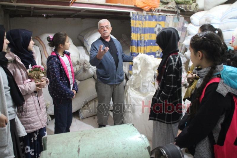Akyazı SGM Öğrencileri Mesleklerle Tanıştırdı