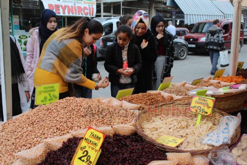 Akyazı SGM Öğrencileri Mesleklerle Tanıştırdı