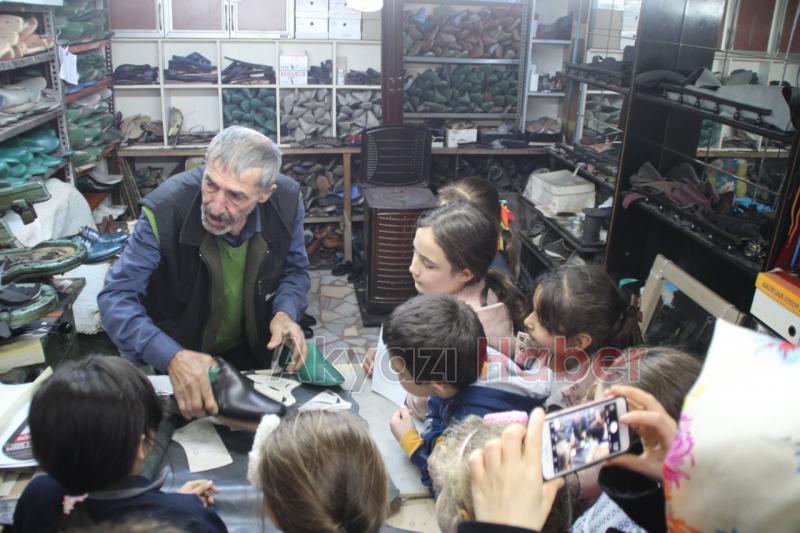 Akyazı SGM Öğrencileri Mesleklerle Tanıştırdı