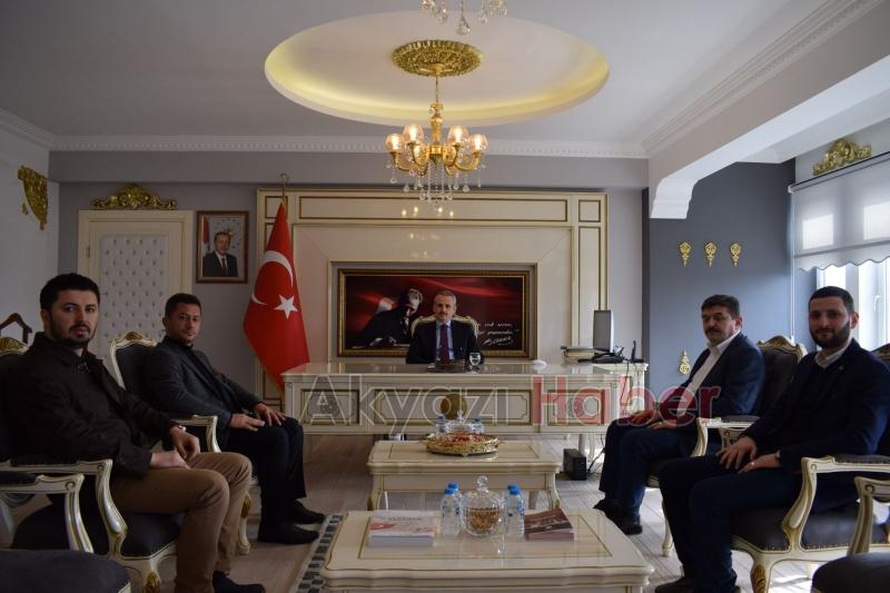 Akyazı Sivil Toplum Kuruluşları Kaymakam Çiçekli’ye Hayırlı Olsun Ziyareti