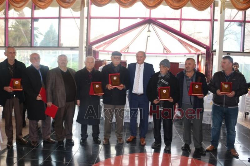 AKYAZI ŞOFÖR ESNAFI HİKMET ÖZGÜR’LE DEVAM DEDİ