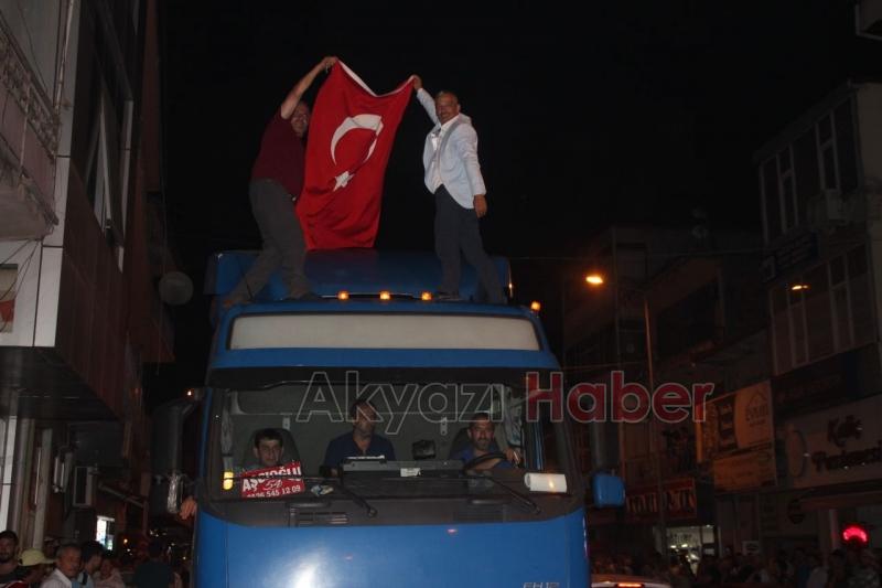 Akyazı Sofuoğlu Parkına Akın Etti