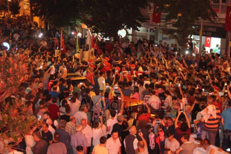 Akyazı Sofuoğlu Parkına Akın Etti